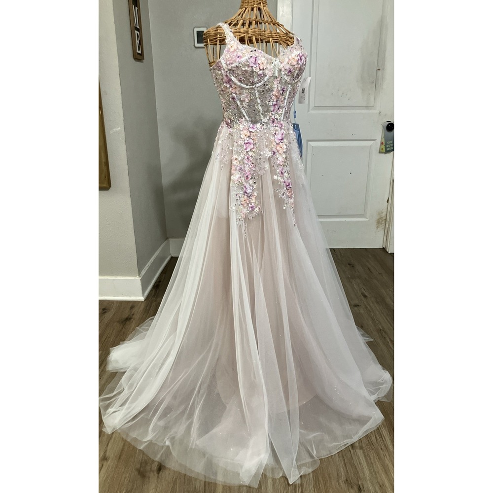 Andrea & Leo Blush Beige Formal Dress with Floral Embellishments Elegant Size 6